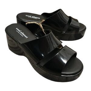 cool planet by Steve Madden Glazee Black Sandal